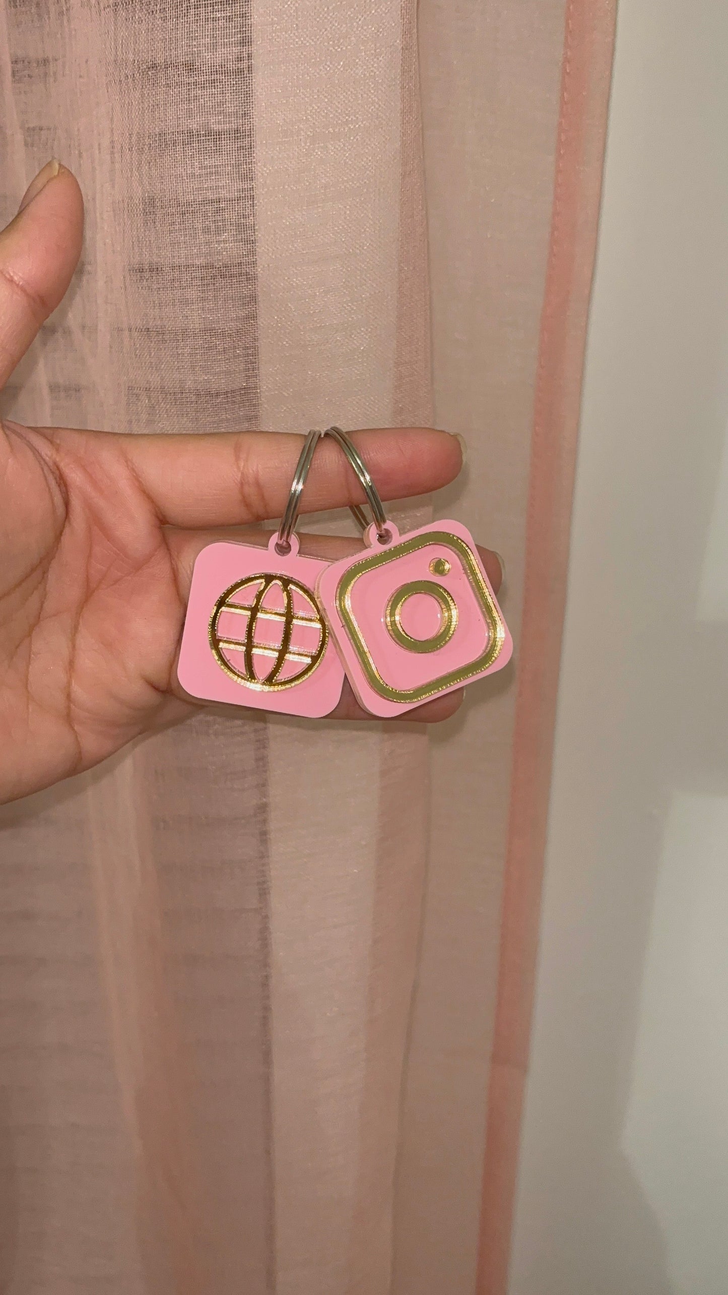 Social Media or Payment Keychain